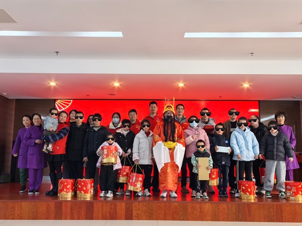 “情暖福利院·爱伴暖冬行” ——918博天堂环保党委关爱福利院住养职员自愿运动